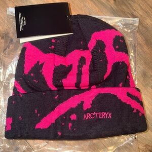 Arc'teryx Beanie in Vibrant Pink and Black